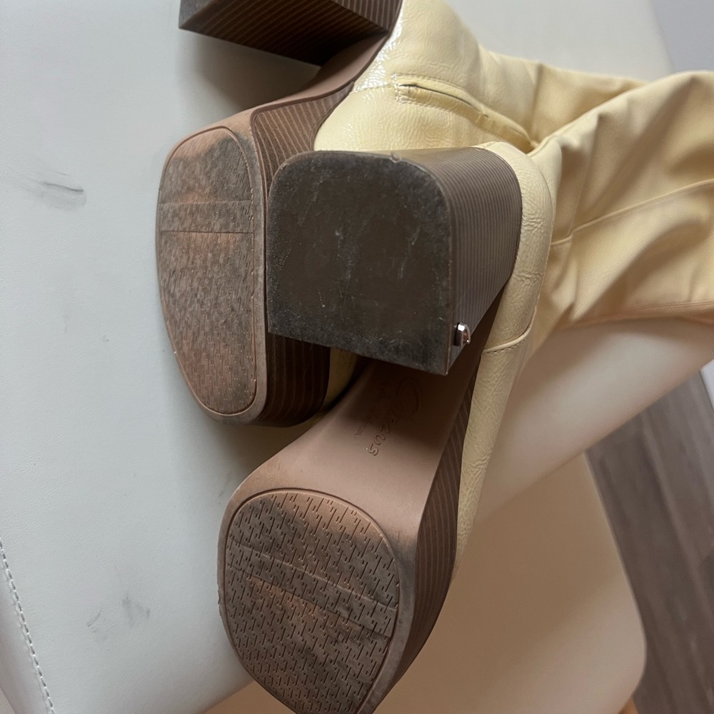 Mid high boots - Picture 6 of 6